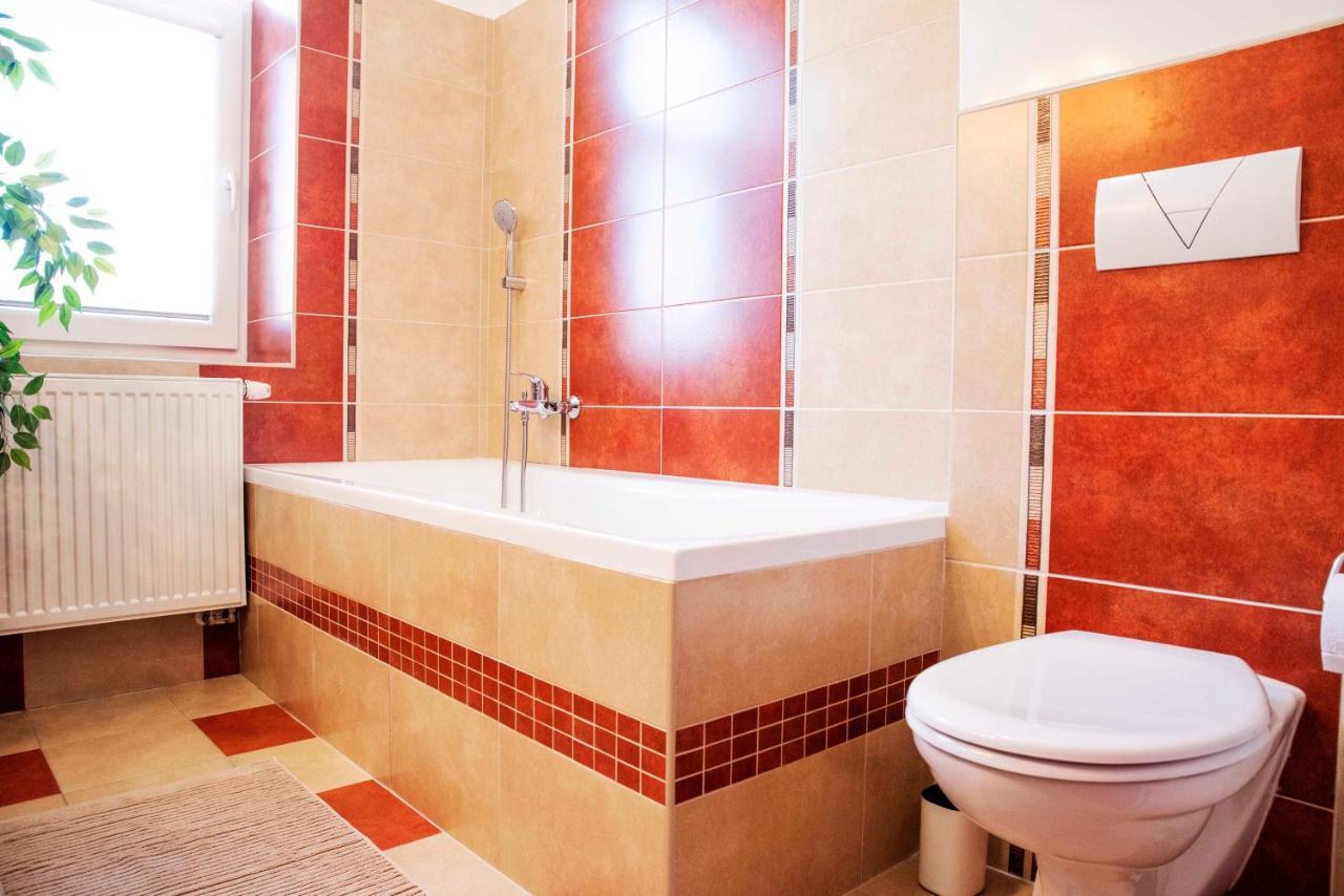 Apartman U Horynu - Sadova チェスカー・トジェボヴァー エクステリア 写真